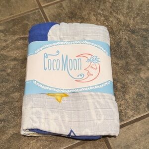 Coco Moon Kids Blanket - Blue and White
